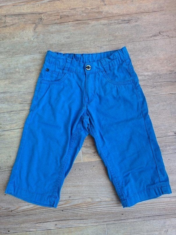 Leuke bermuda/korte broek maat 122 Frendz ZGAN, Broek, Frendz, Ophalen of Verzenden, Zo goed als nieuw