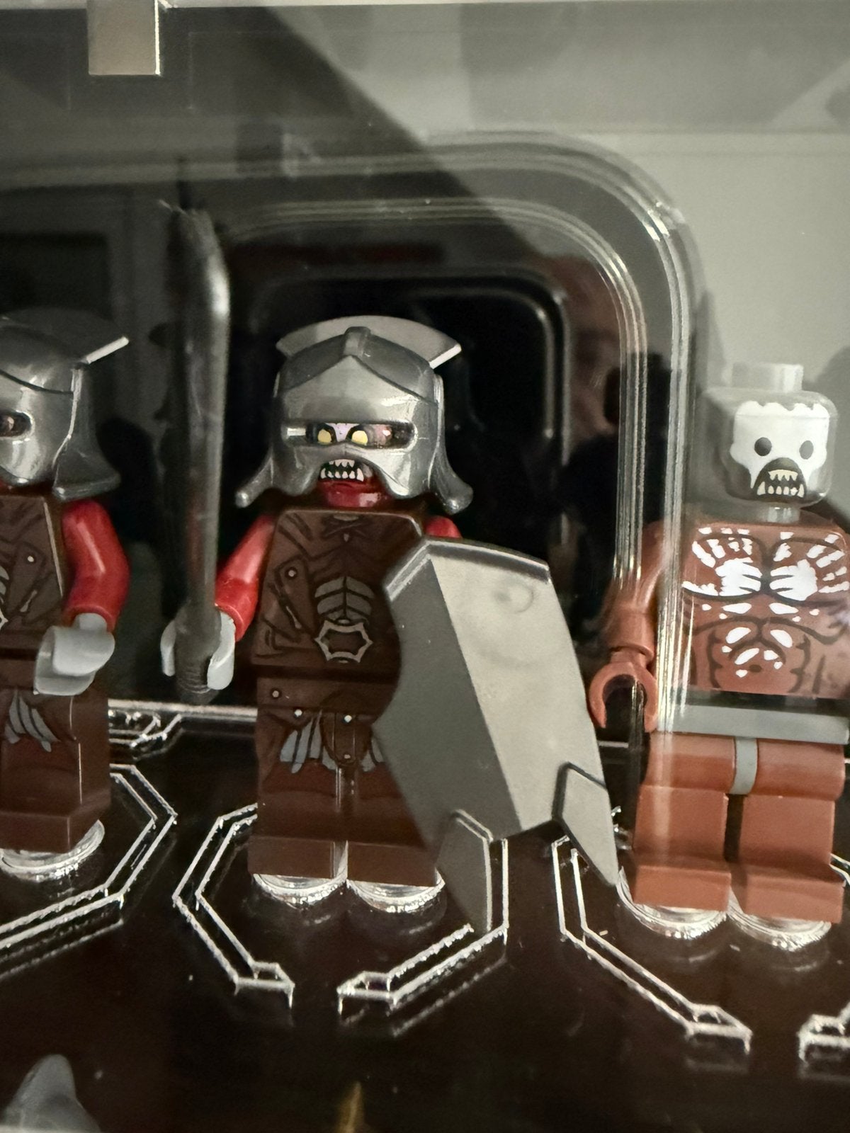 Lego LOTR Uruk-hai lor007 met helm, zwaard & schild, Overige thema's, Lego, Ophalen of Verzenden, Zo goed als nieuw