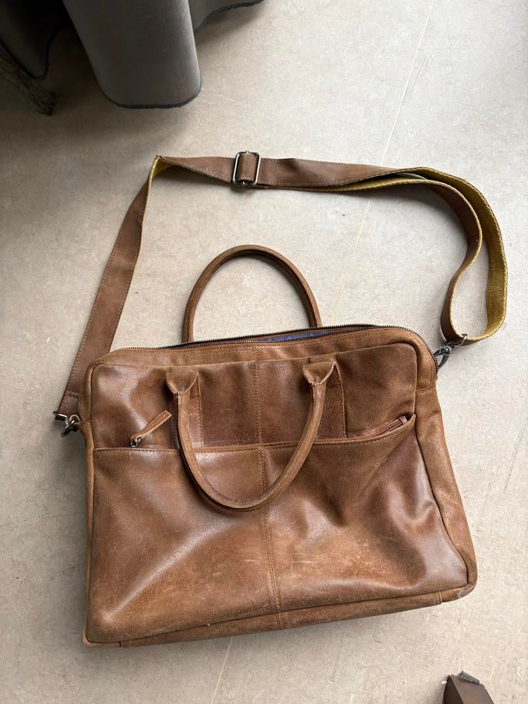 DSTRCT leren herentas, 40 tot 60 cm, Gebruikt, Bruin, Minder dan 35 cm