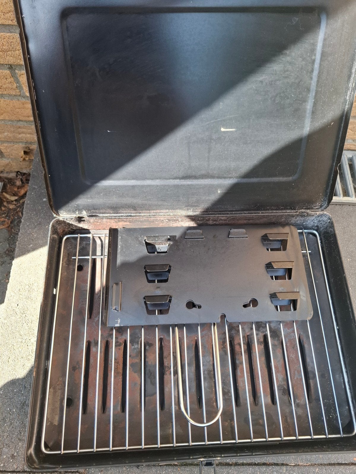 GRATIS Draagbare BBQ - Ferraboli Italy, Ophalen, Gebruikt, Ferraboli Italy