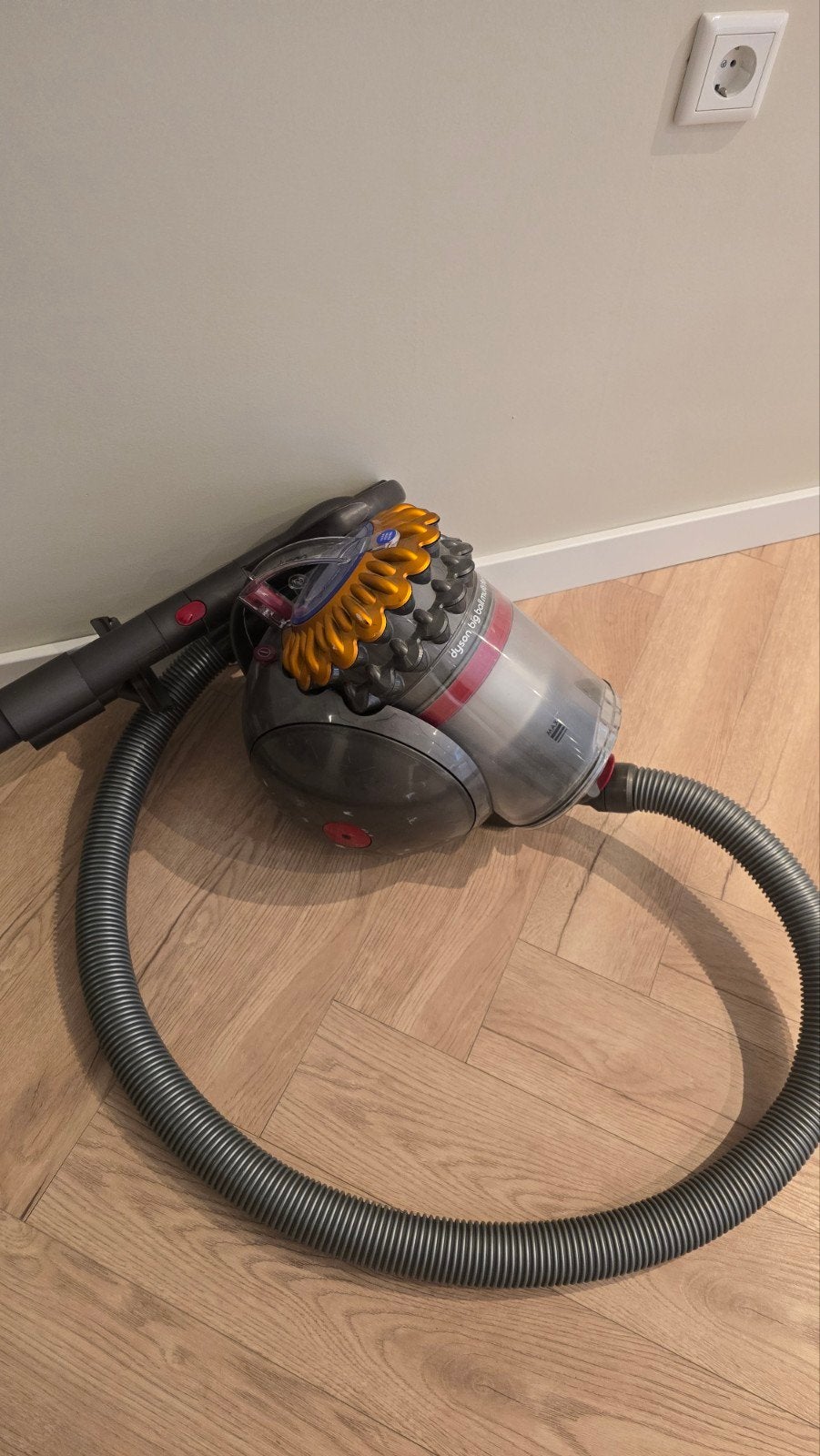 Dyson Big Ball Multifloor 2 Sledestofzuiger, Witgoed en Apparatuur, Ophalen, Zo goed als nieuw, Dyson, Sledestofzuiger