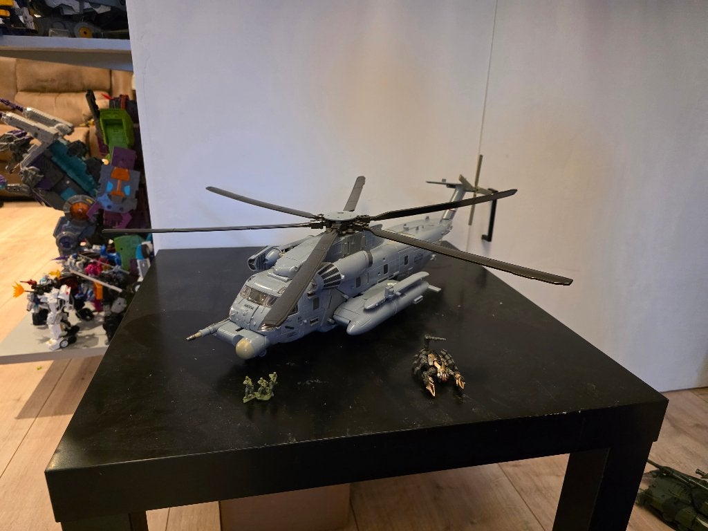 Transformers studio series blackout (black mamba OS KO), Verzamelen, Transformers, Overige generaties, Ophalen of Verzenden, Gebruikt