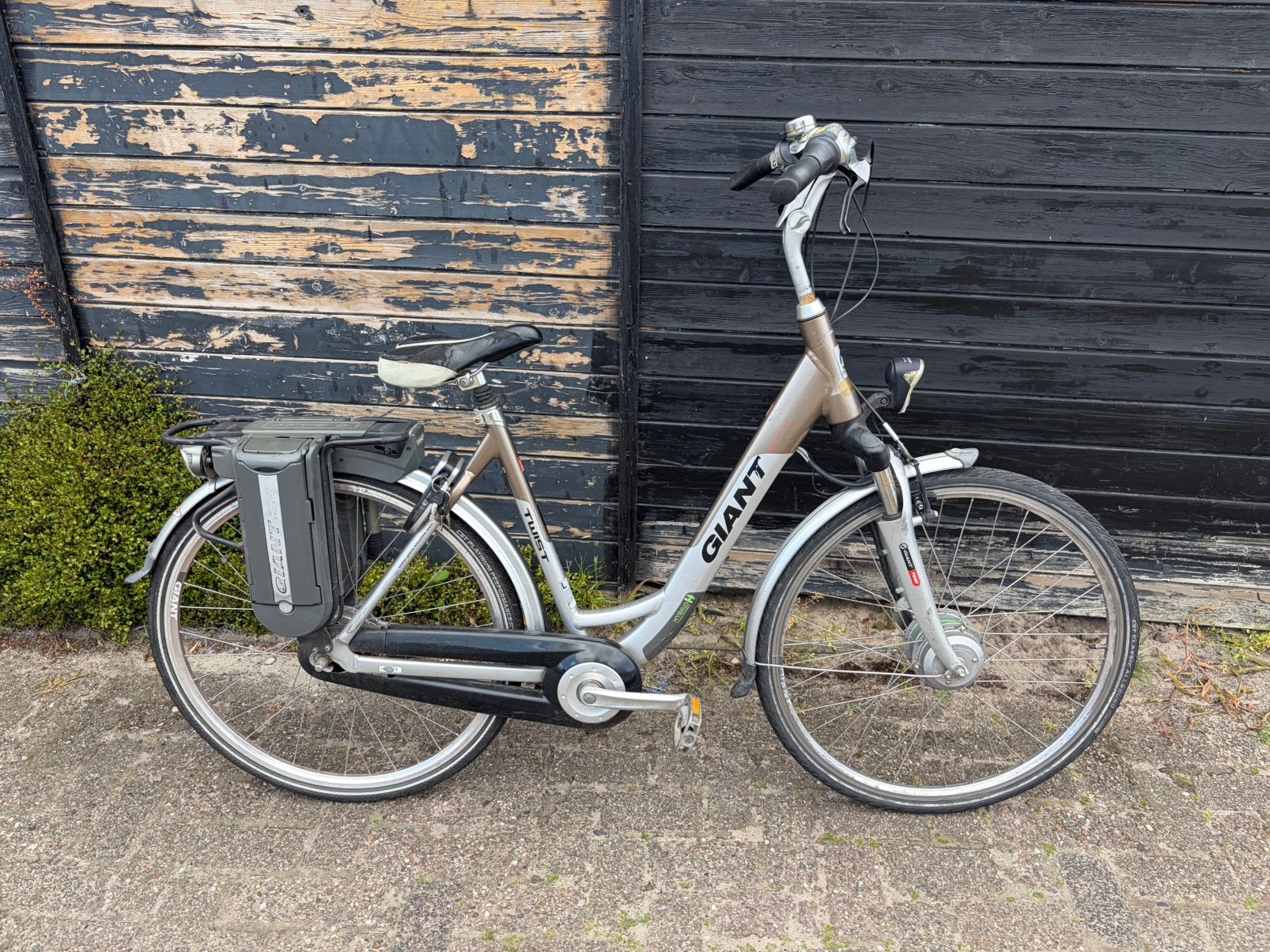 Giant twist elektrische damesfiets, Ophalen, Gebruikt, Giant, 50 km per accu of meer