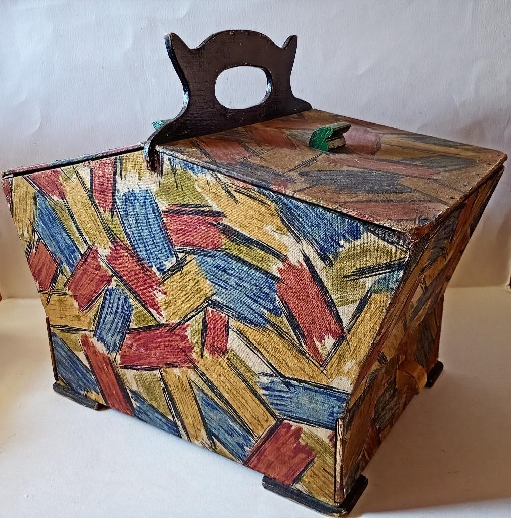 Vintage naaidoos met gespen + knopen / retro jaren 50-60, Ophalen, Gebruikt, Overige typen