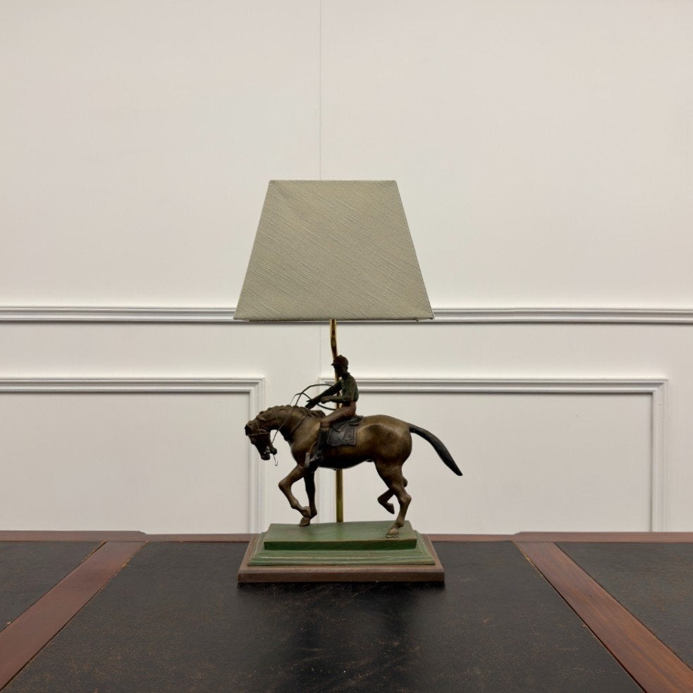Klassieke Engelse Bronzen Tafellamp met Ruiter, Ophalen