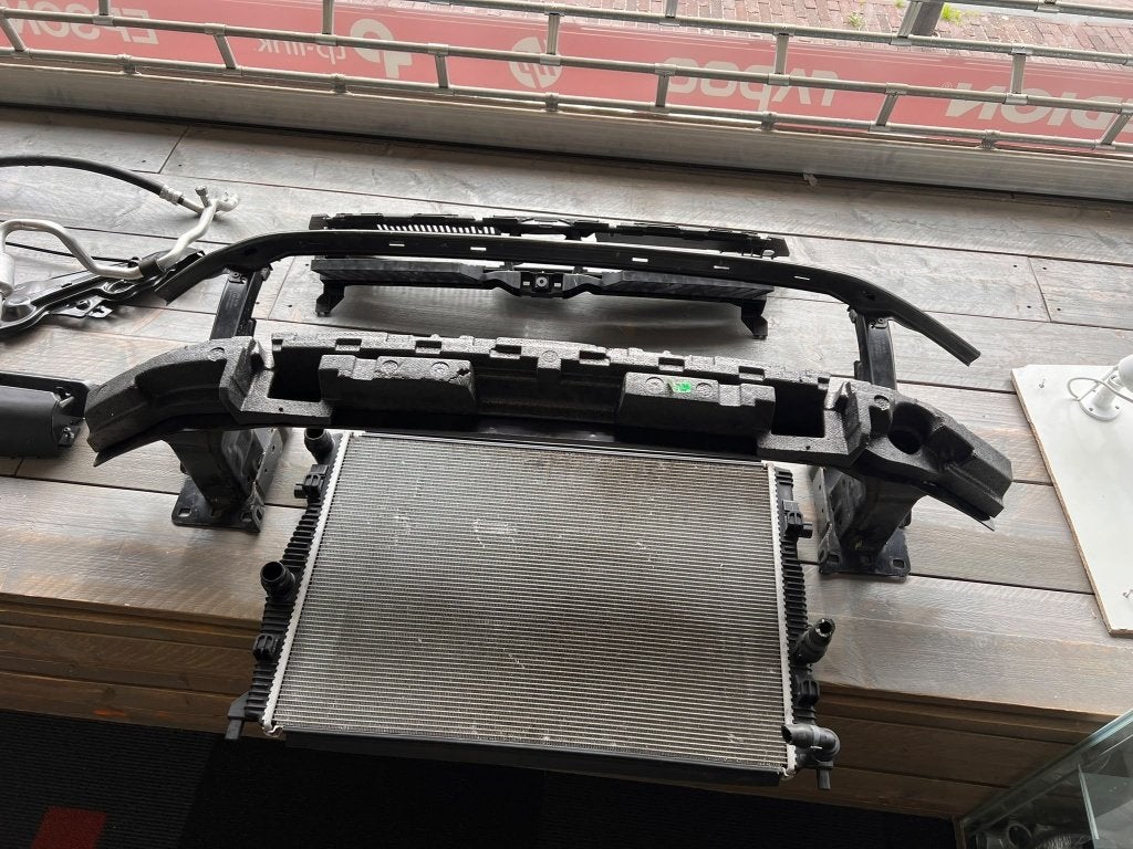 voorfront audi A1 VW Polo bumperbalk onderdelen 2018/2024, Auto-onderdelen, Audi, Gebruikt, Voor, Ophalen of Verzenden