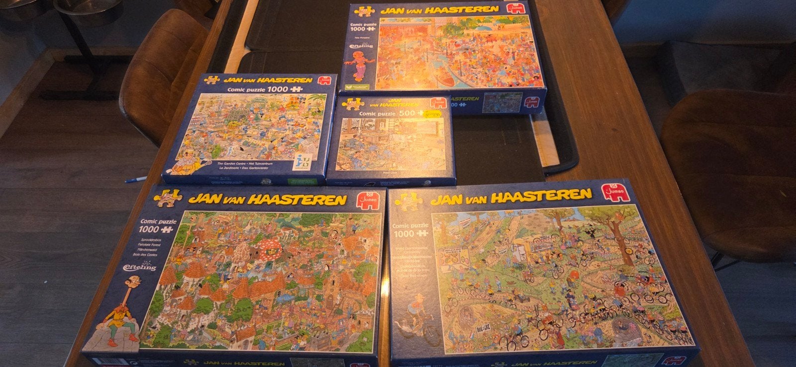 Foto 2 van 5 Jan van Haasteren puzzels (4x 1000, 1x 500 stukjes)