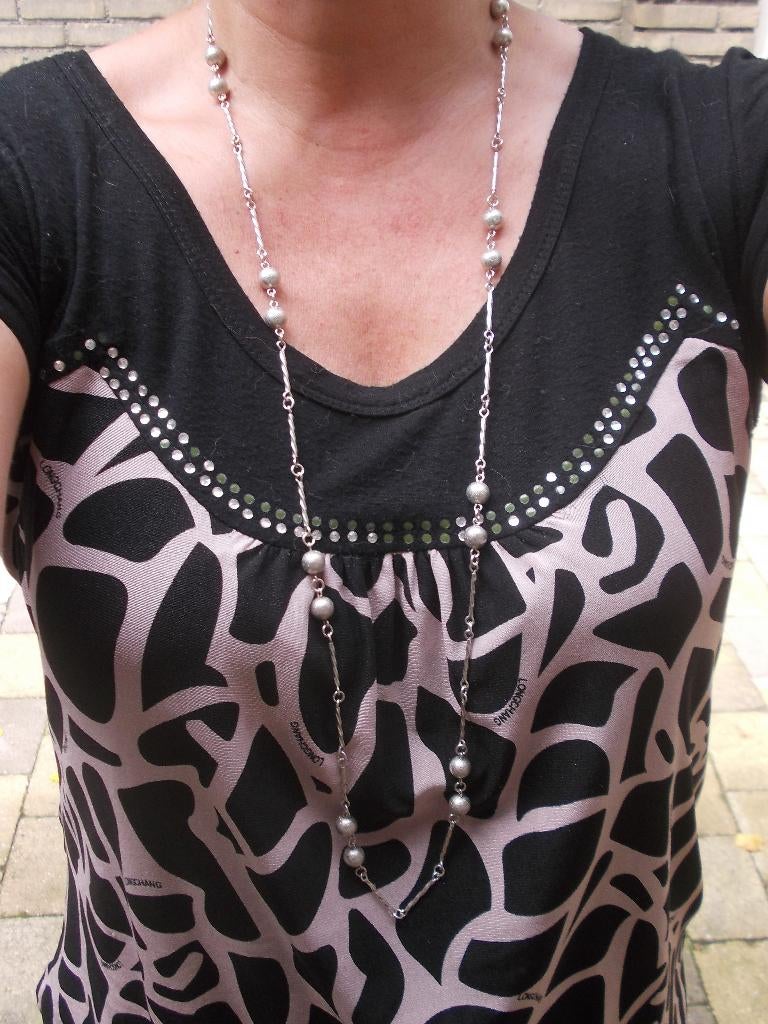 zilveren lange vintage sierketting met bollen nr.409