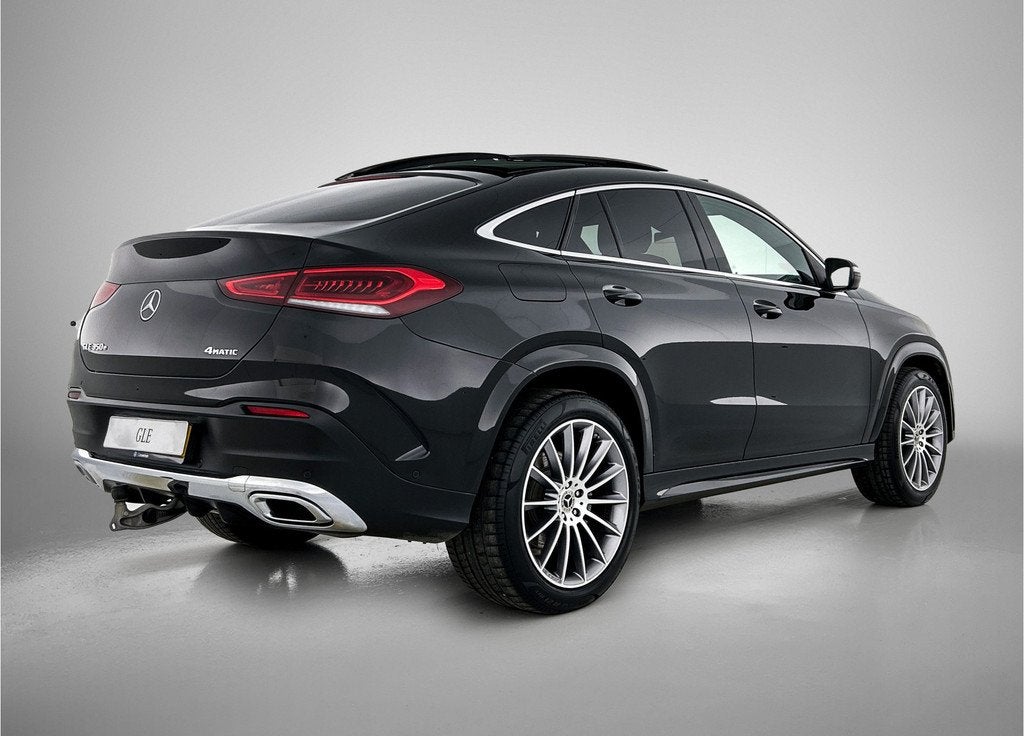Mercedes-Benz GLE 350 e 4MATIC Premium AMG Styling | Panoram, Auto's, Mercedes-Benz, 12 maanden, Gebruikt, 4 cilinders, 2525 kg