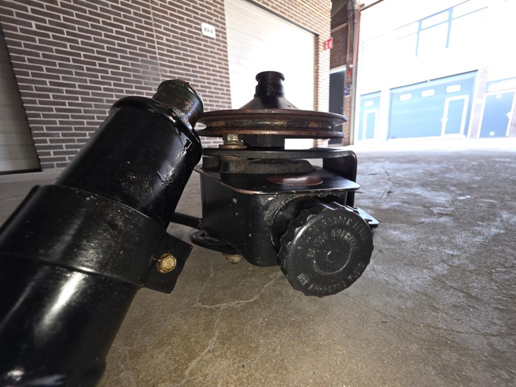 Stuurbekrachtigingspomp MerCruiser 4.3L V6 (Inclusief Beugel, Ophalen, Motor en Techniek, Motorboot
