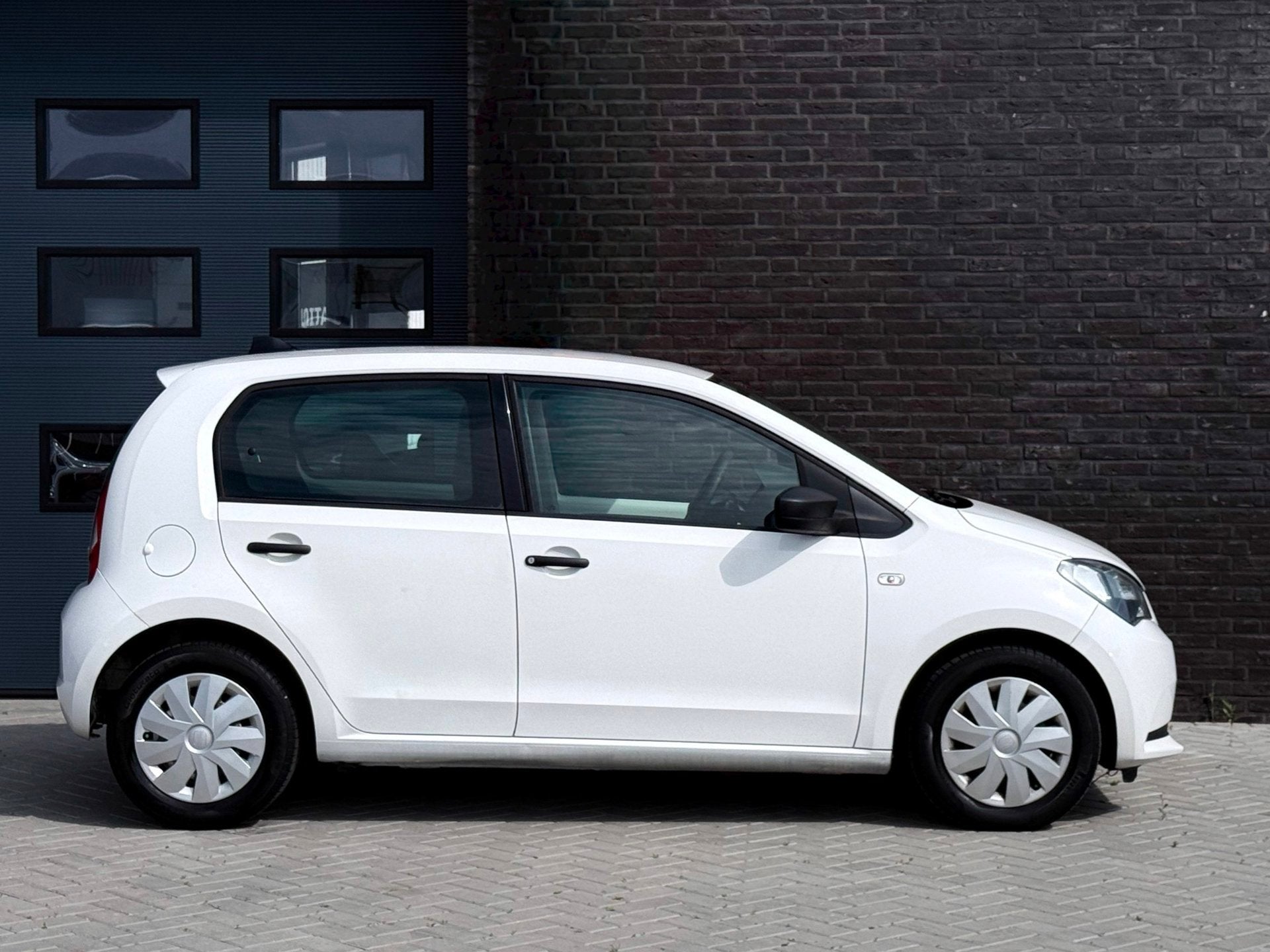 SEAT Mii