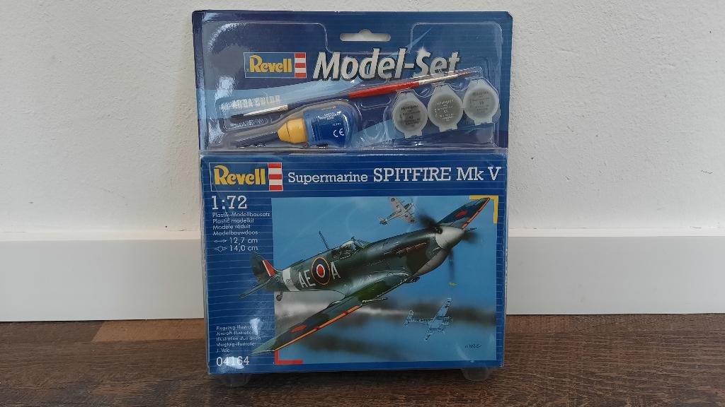 Revell 04164 Supermarine Spitfire MK V Set Model Vliegtuig, 1:72 tot 1:144, Revell, Nieuw, Ophalen of Verzenden