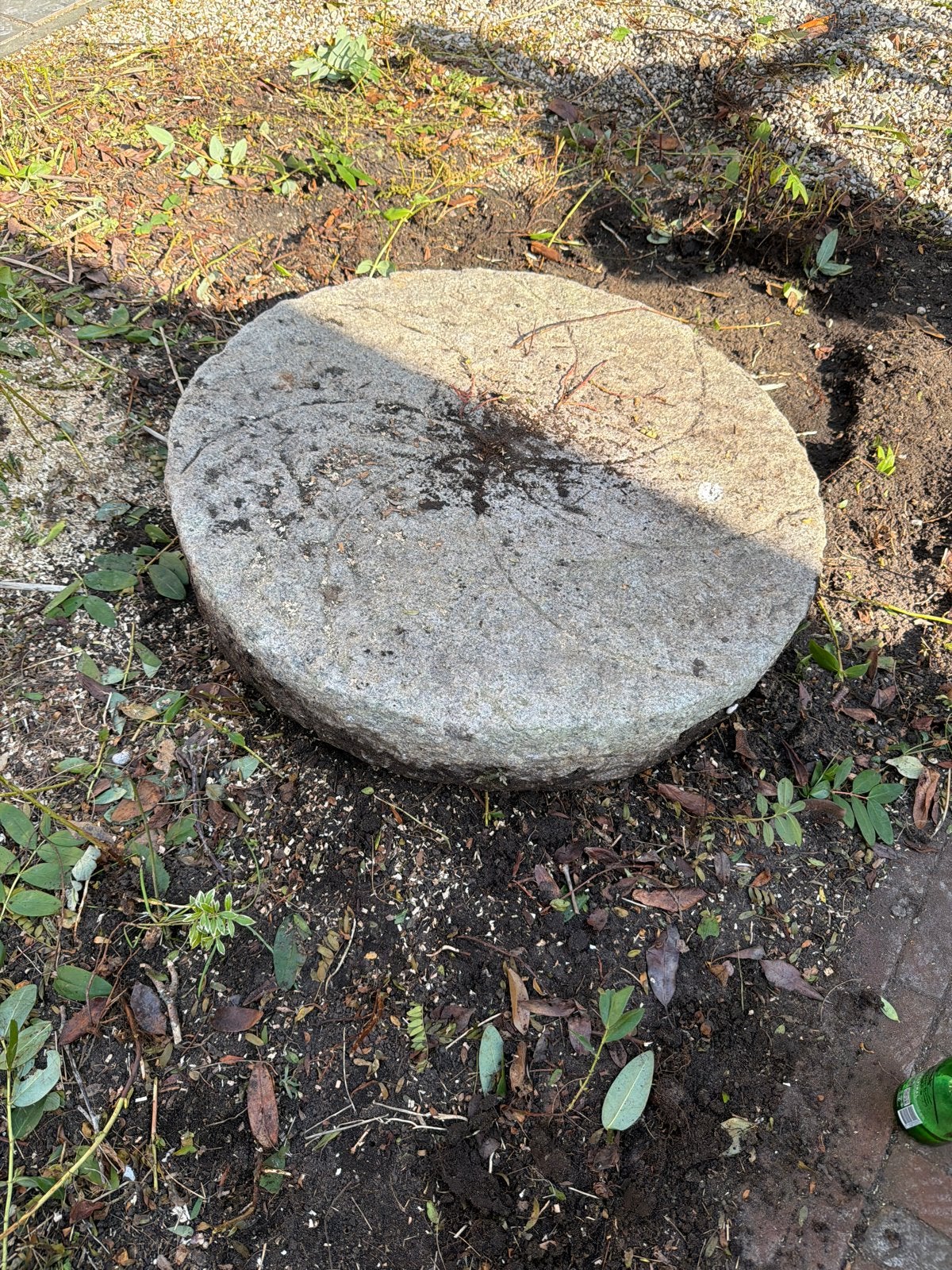 Grote ronde molensteen voor tuin of decoratie, Tuin en Terras, Gebruikt, Graniet, Ophalen of Verzenden, Kei