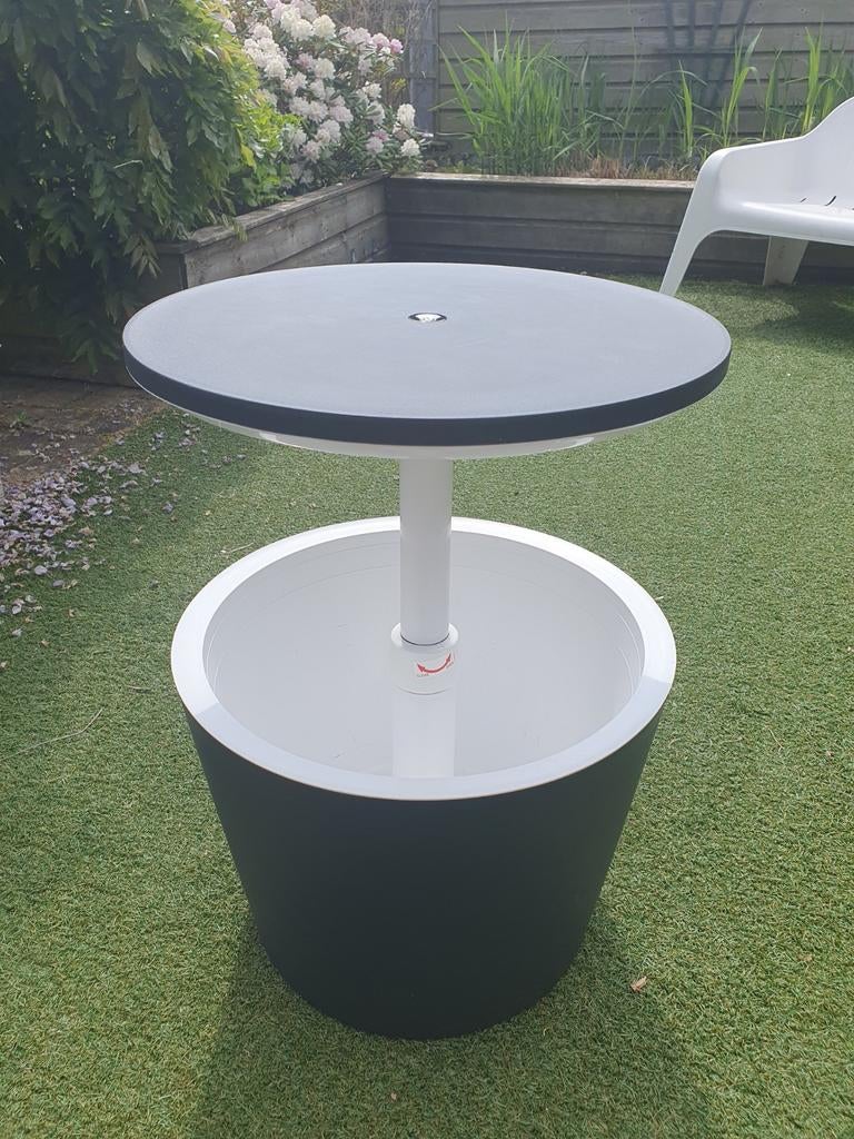 Keter Coolbar - Koelbox en bijzettafel in één (nieuw), Tuin en Terras, Ophalen, Nieuw, Rond, Kunststof