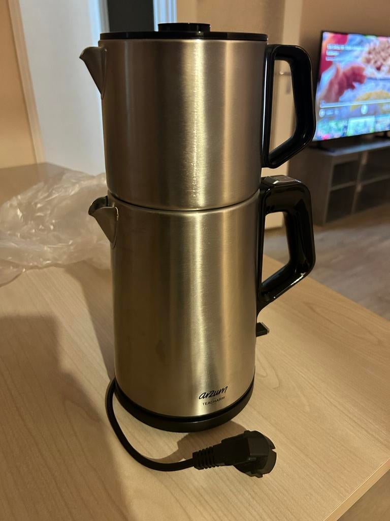Turkse theemaker 'merk: Arzum' - Zo goed als nieuw, Witgoed en Apparatuur, Waterkokers, 2 liter of meer, Ophalen, Zo goed als nieuw