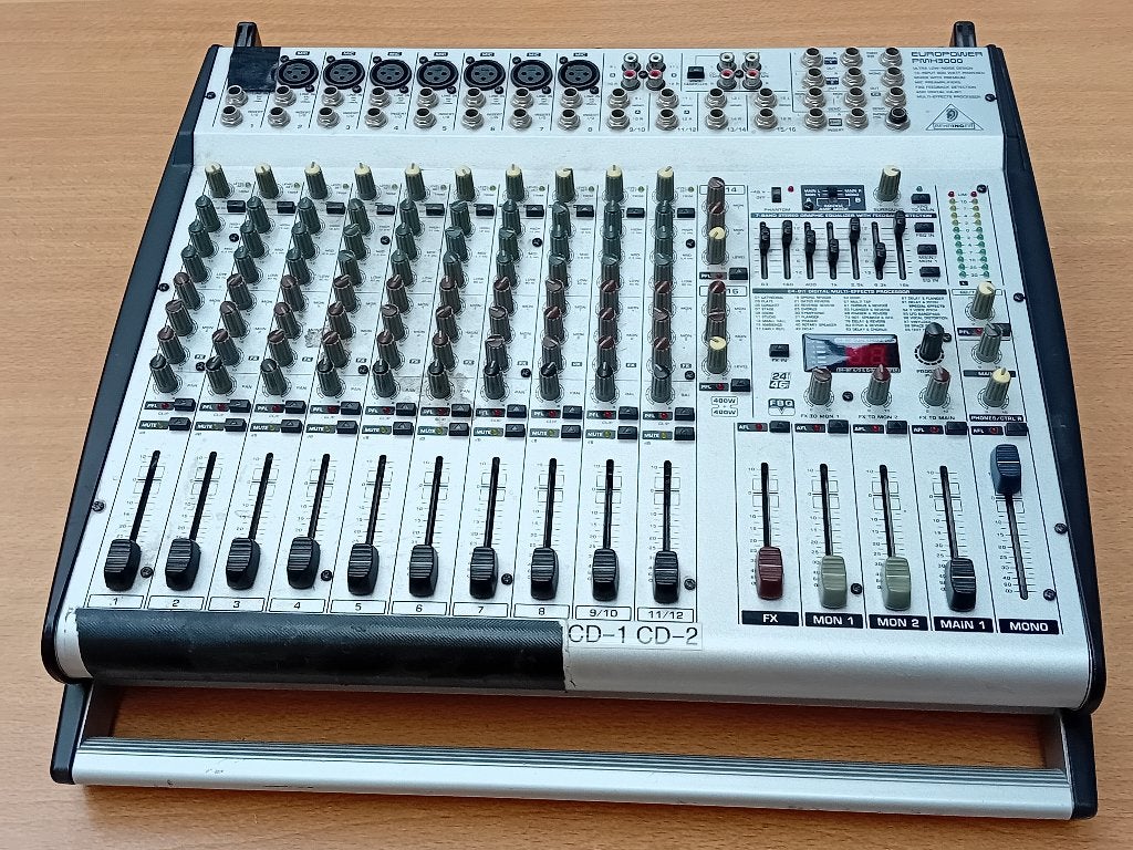 Behringer Europower PMH3000 Powermixer, Ophalen, Gebruikt