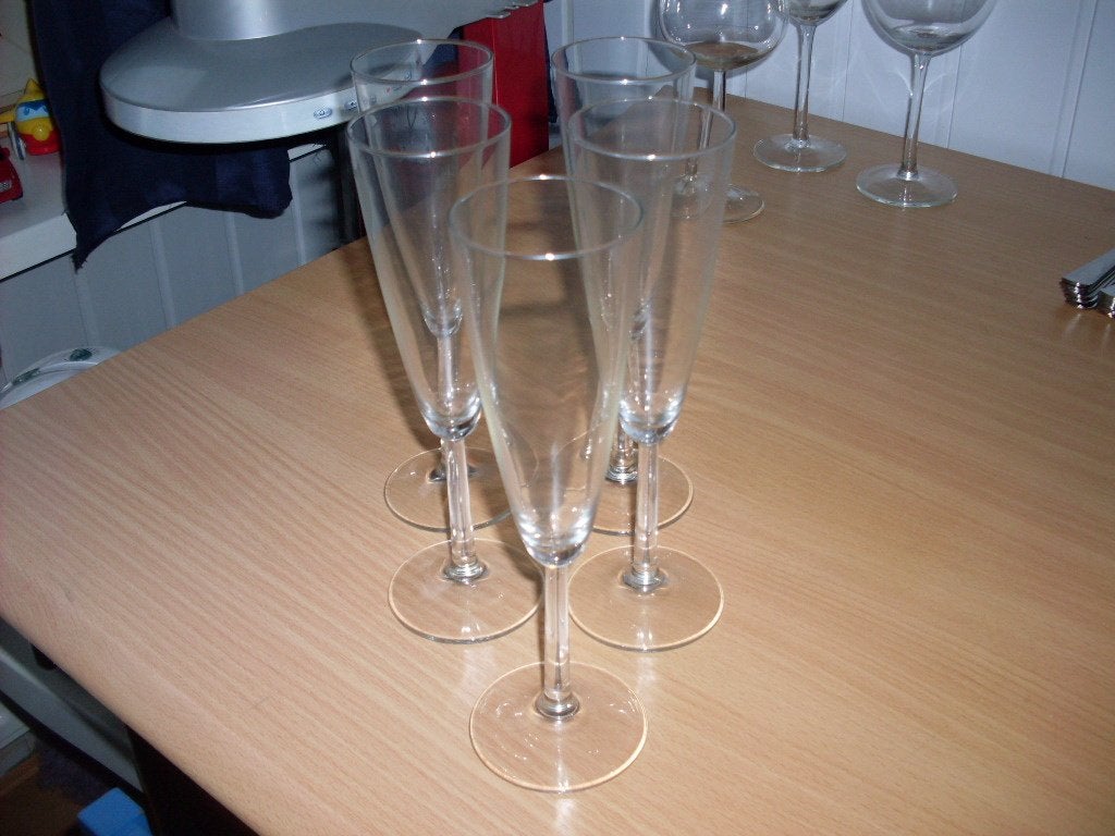 wegens emigratie ongebruikte nieuwe glazen, Overige typen, Ophalen, Nieuw, Glas