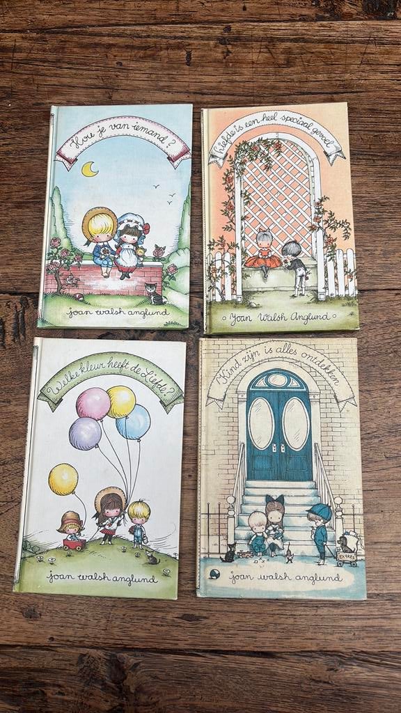 4 boekjes Joan Walsh Anglund, Ophalen of Verzenden, Gelezen