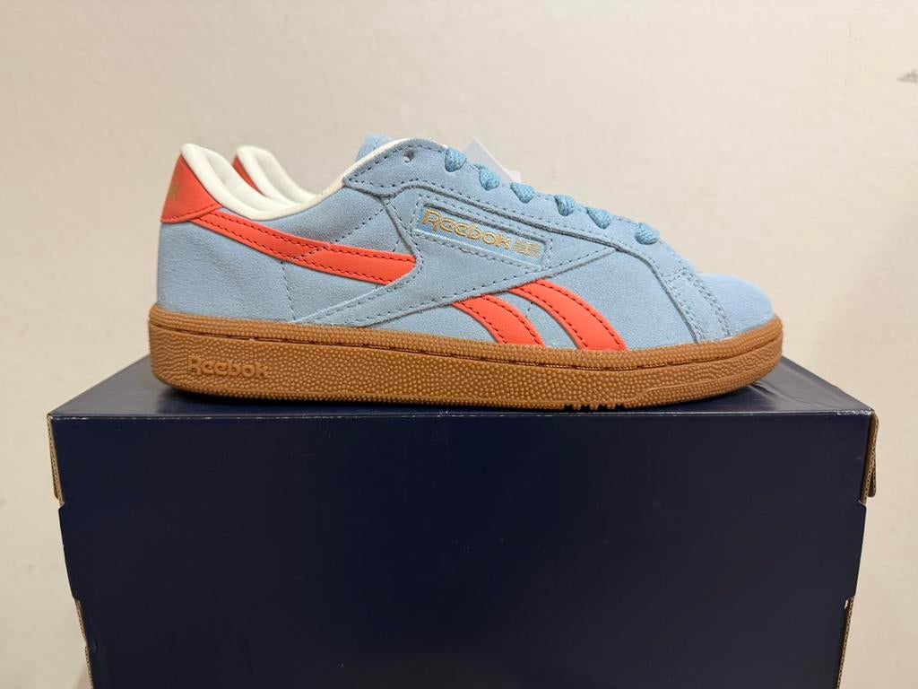 Te koop nieuwe Reebok Club C Grounds UK, Postlaan 3, Blauw, Nieuw, Ophalen of Verzenden