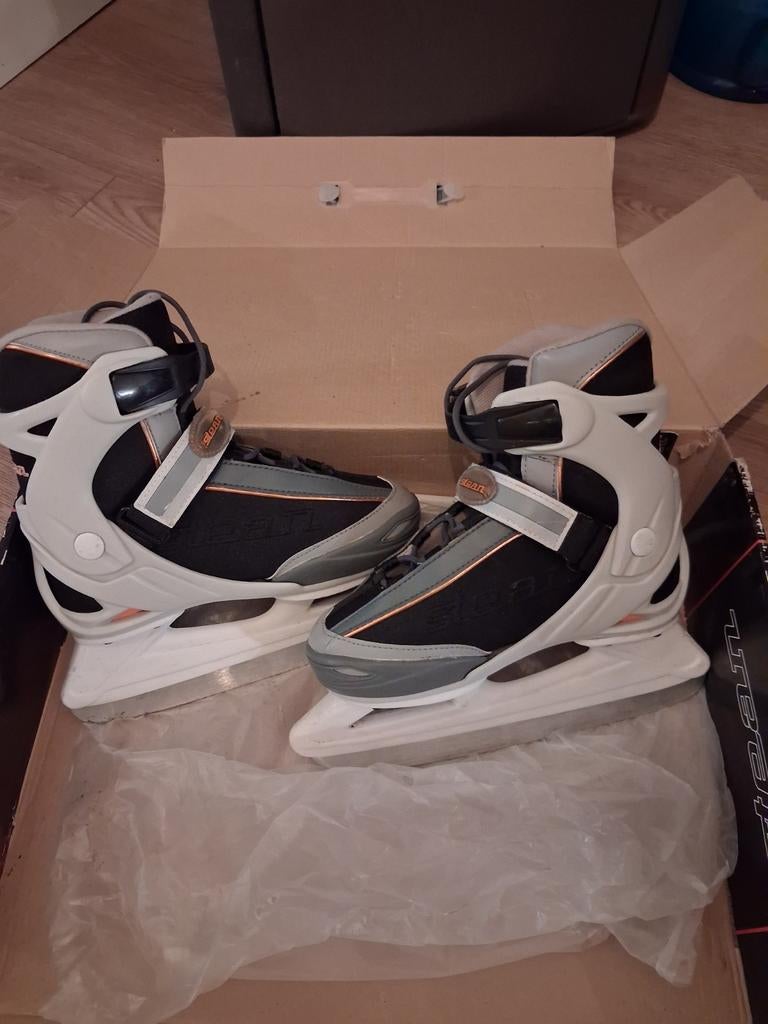 Ijshockey schaatsen verstelbaar maat 35 t/m 38 merk Stean, Sport en Fitness, Ophalen, Gebruikt, IJshockeyschaatsen, Overige merken
