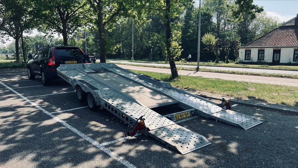 Autoambulance met elektrische + sleepdienst, Diensten en Vakmensen, Verhuur | Auto en Motor, Met chauffeur, Aanhangwagen