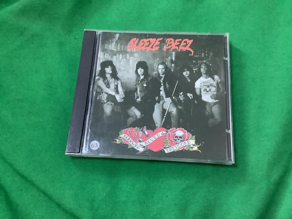 Sleeze Beez-Screwed Blued & Tattooed cd (NL/rare!), Cd's en Dvd's, Ophalen of Verzenden, Gebruikt