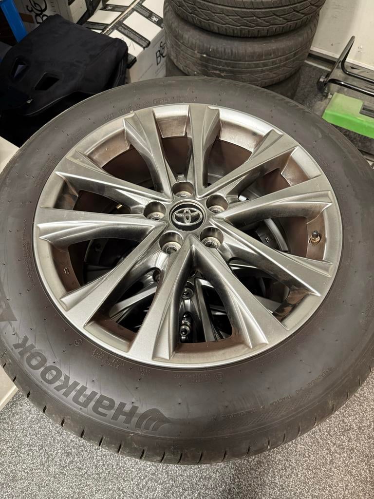 Toyota Rav4 Velgen 18" met Nieuwe Banden, Auto-onderdelen, Banden en Velgen, Banden en Velgen, Zomerbanden, 18 inch, 225 mm, Terreinwagen