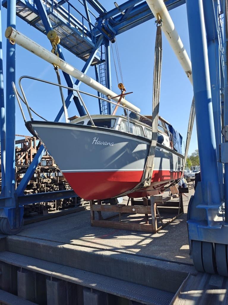 Bestevaer 840 Kruiser, Watersport en Boten, Ophalen, Gebruikt, Motor en Techniek, Motorboot