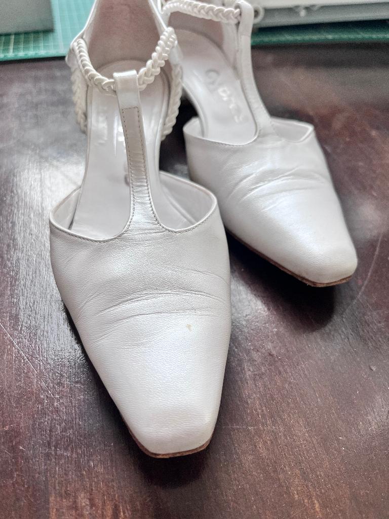 Schoenen, Ophalen, Schoenen met lage hakken, Wit, Zo goed als nieuw