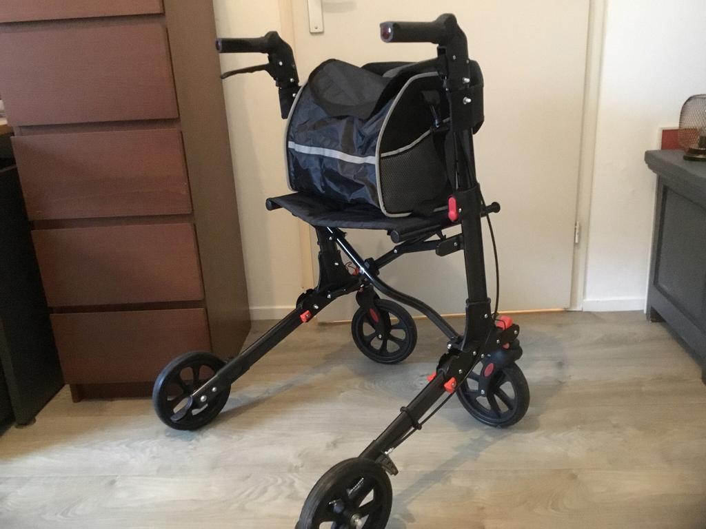 Rollator zo goed als nieuw, Diversen, Ophalen, Zo goed als nieuw