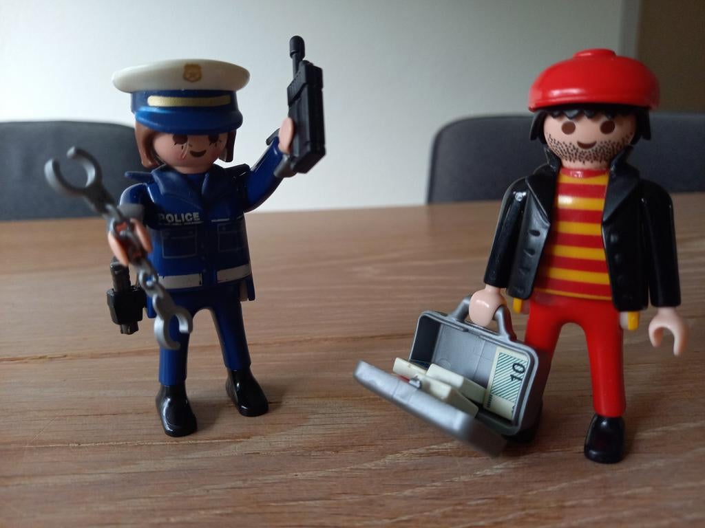Playmobil Politie en boef - 4268 COMPLEET, Ophalen of Verzenden, Zo goed als nieuw, Complete set