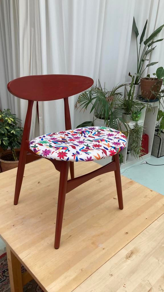 Chair Upcycling Workshop - upholstery and woodwork Den Haag, Ophalen, Zo goed als nieuw, Hout