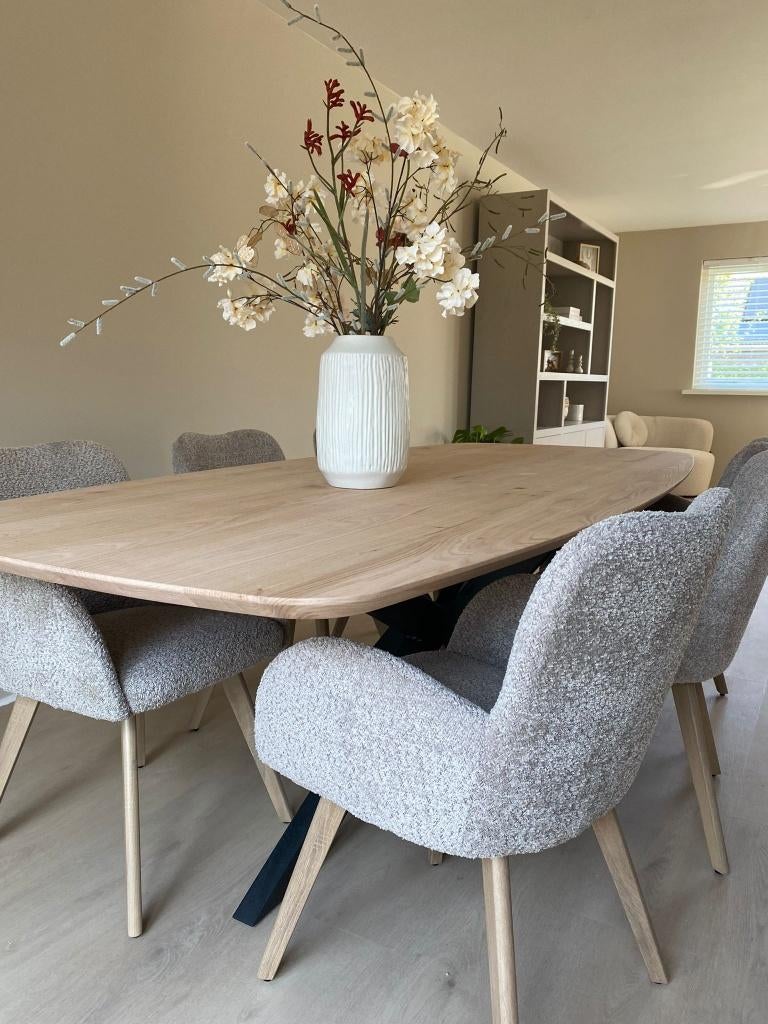 Eiken Deens ovale eettafel  - tot 300cm - volledig massief!