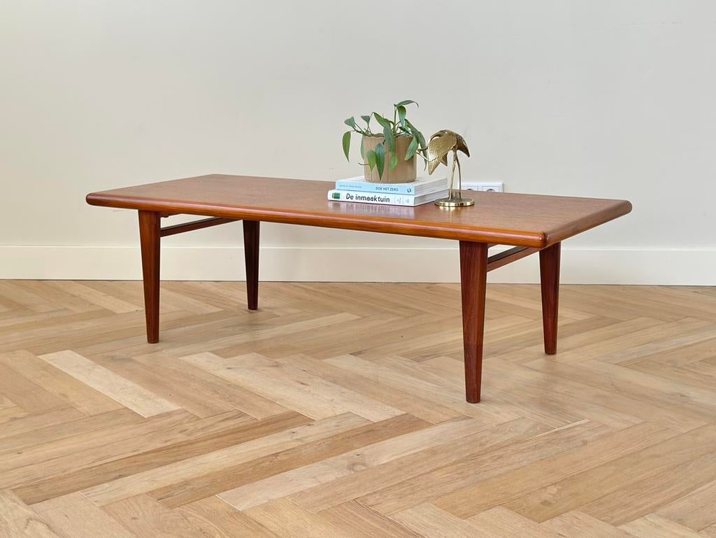 Vintage salontafel massief teak hout jaren 50/60/70, Ophalen, 100 tot 150 cm, 50 tot 100 cm, Zo goed als nieuw