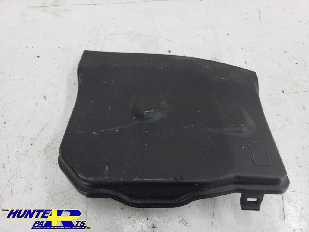 Afdekplaat accu Volvo V70 III ('07-'17) 31402984, Gebruikt, Ophalen of Verzenden, Volvo, Volvo