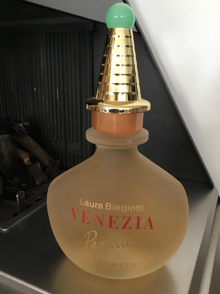 LAURA BIAGIOTTI sierfles VENEZIA JUMBO + - 30 cm, Verzamelen, Parfumverzamelingen, T, Zo goed als nieuw, J, H
