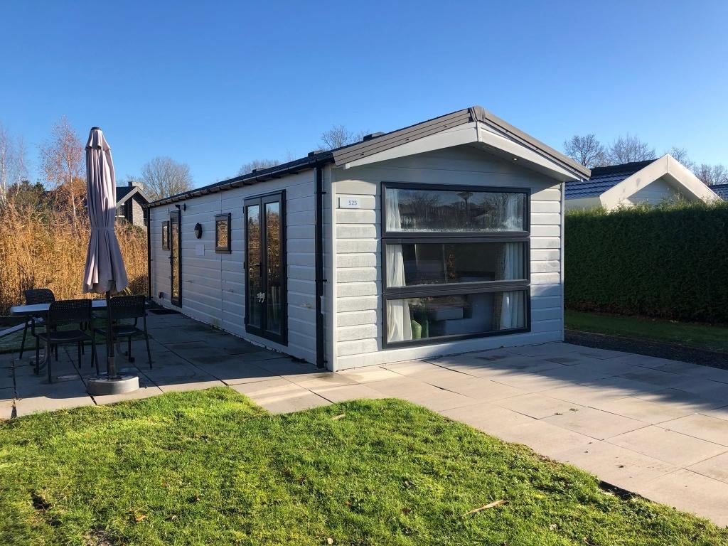 Te koop chalet EuroParcs Zuiderzee Eigen grond aan het water, Caravans en Kamperen, Stacaravans, Tot en met 4