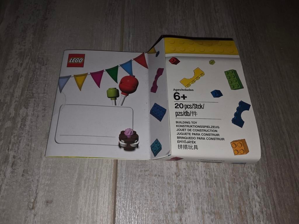 Lego Exclusive 5004931 / 6178089 Birthday Card nieuw in doos, Ophalen of Verzenden, Nieuw, Complete set, Lego