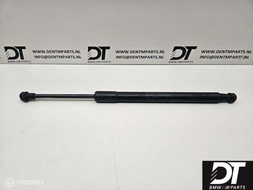 Gasveer achterklep BMW 3-serie E92 ('06-'10) 51247129194, Gebruikt, Ophalen of Verzenden, BMW