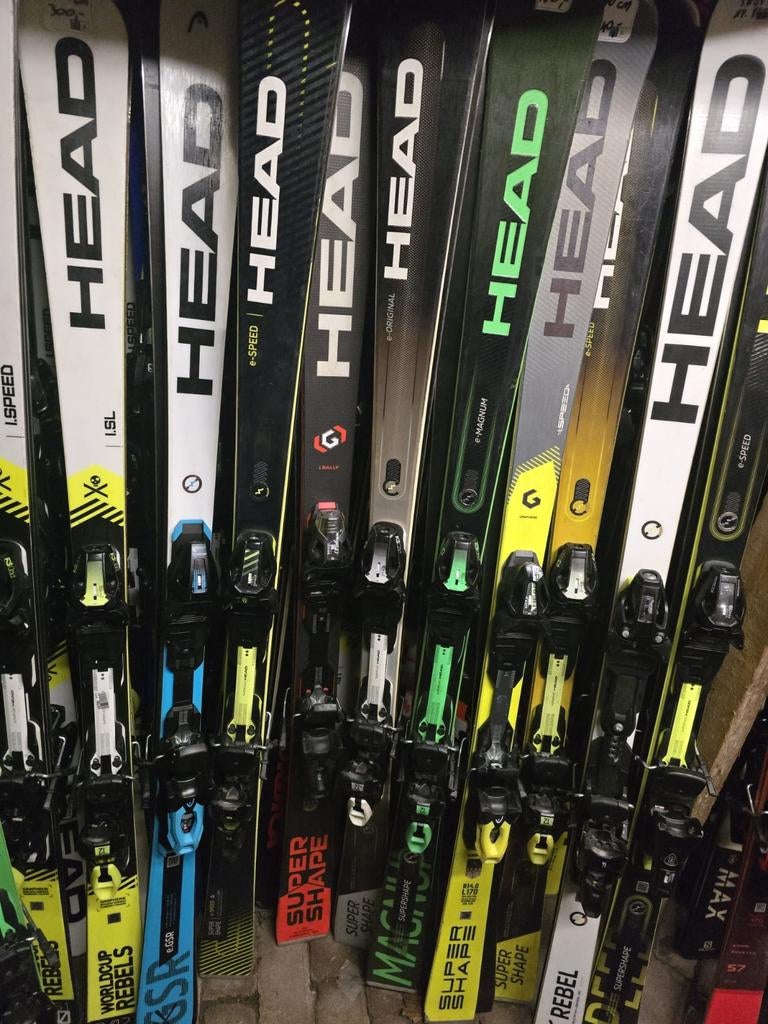 GROOTSTE VOORRAAD SKIS EN SKI SCHOENEN, Overige merken, Ophalen of Verzenden, Zo goed als nieuw, Carve