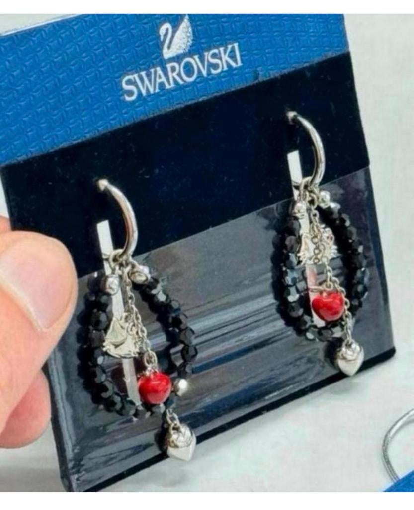 Swarovski Hello Kitty Glamour oorbellen kristal kraal NIEUW, Verzamelen, Swarovski, Nieuw, Ophalen of Verzenden, H, H