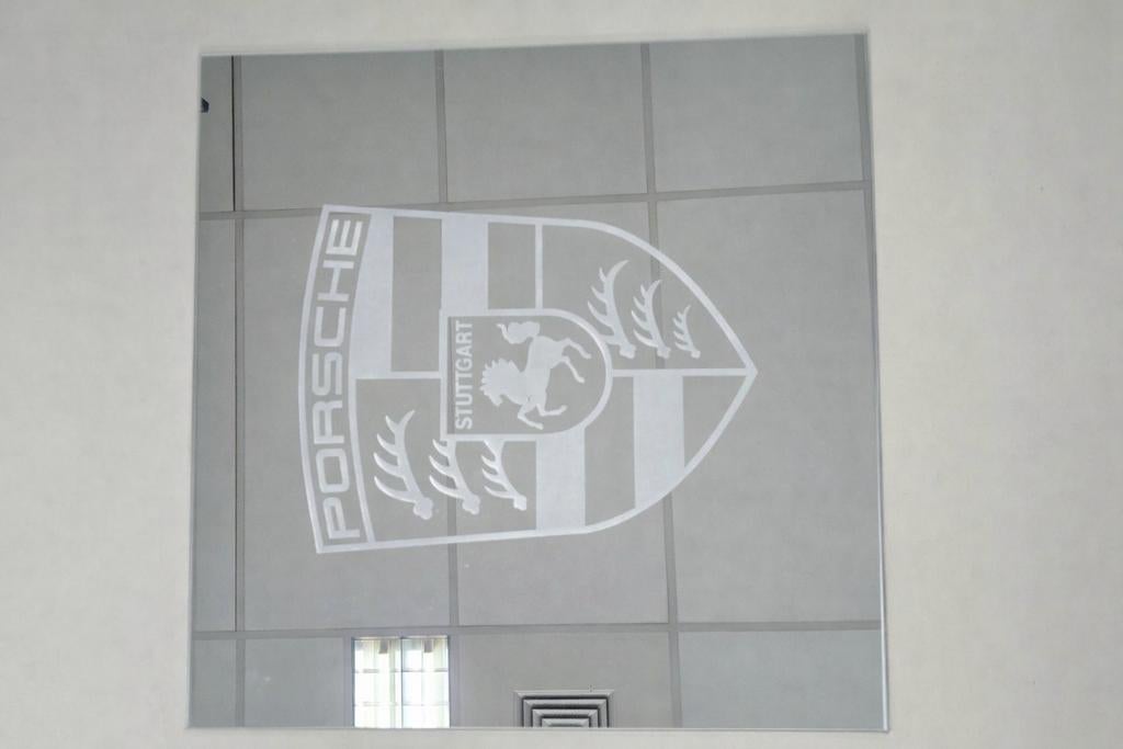 Spiegel met Porsche Logo - 30x30 cm, Minder dan 50 cm, Vierkant, Nieuw, Ophalen of Verzenden