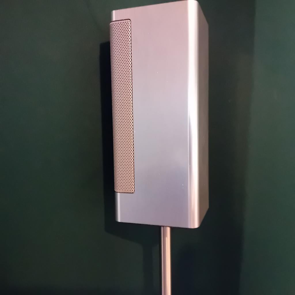 loewe rear speakers, Audio, Tv en Foto, Luidsprekers, Gebruikt, Minder dan 60 watt, Front, Rear of Stereo speakers, Ophalen