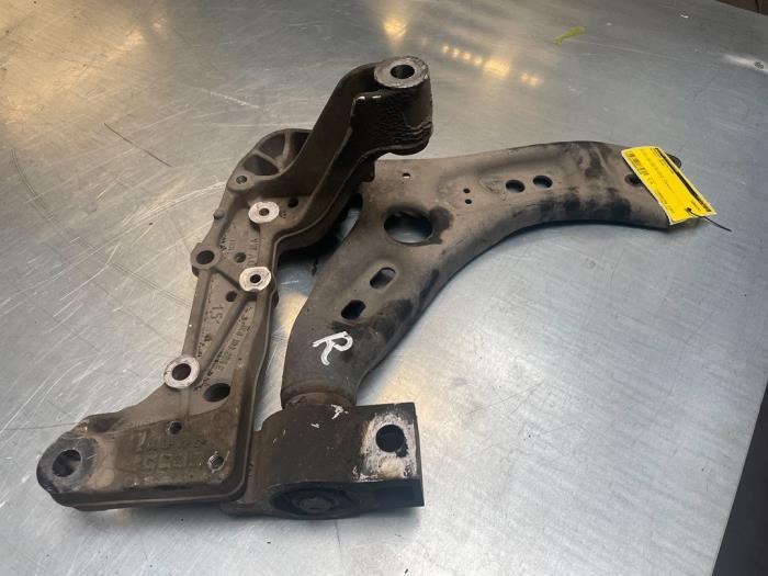Draagarm rechts-voor van een Volkswagen Golf, Gebruikt, -, Volkswagen, -
