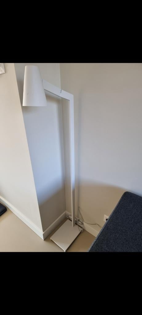 Witte Vloerlamp Biarritz van It's about Romi, Ophalen, Zo goed als nieuw, Metaal, Modern