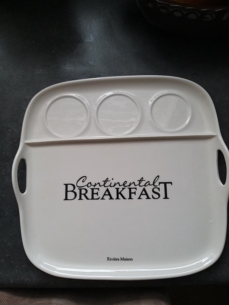 3 Riviera Maison Borden - Continental Breakfast, Ophalen, Gebruikt