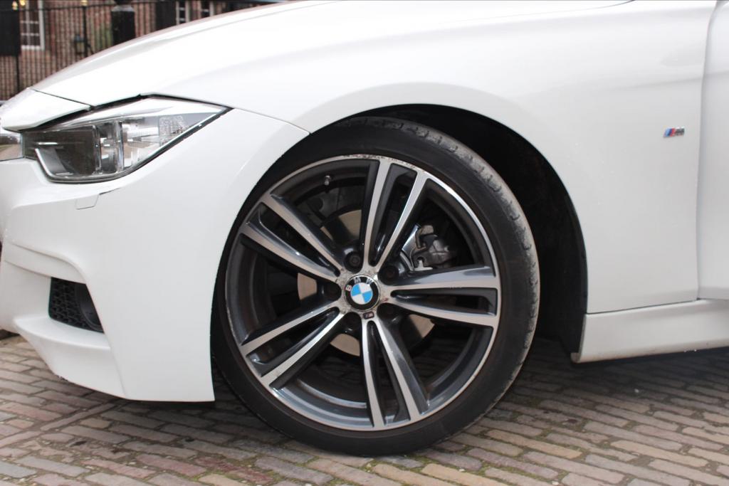 Bmw 316 i 2014, Auto's, Euro 6, 4 cilinders, Alcantara, Wit