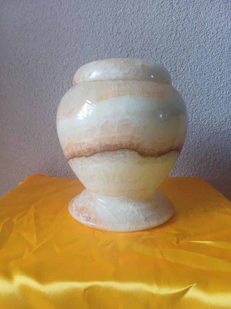 Urn, Antiek en Kunst, Antiek | Keramiek en Aardewerk, Ophalen of Verzenden
