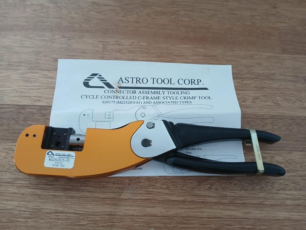 astro tool M22520/5-01 krimp gereedschap - krimptang, Astro tool corp, ., Nieuw, Ophalen of Verzenden