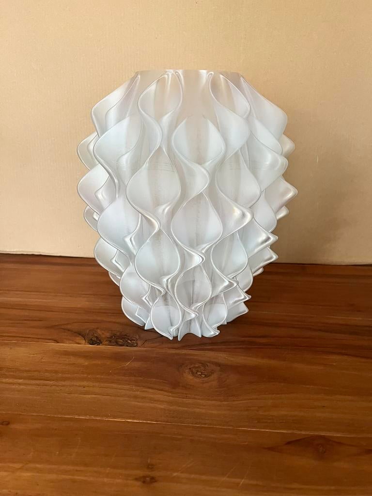 3D vaas - tulp decoratie, Huis en Inrichting, Woonaccessoires | Vazen, Nieuw, Overige kleuren, Minder dan 50 cm, Aardewerk of Porselein